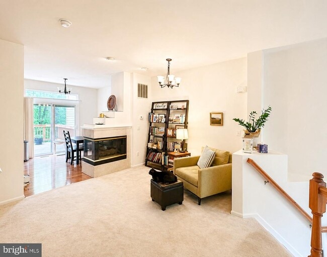 Photo - 1267 Wild Hawthorn Way