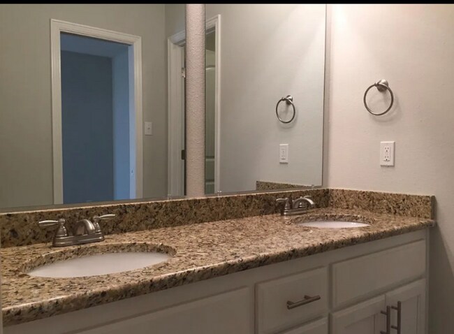 Photo - 1145 Springhill Rd