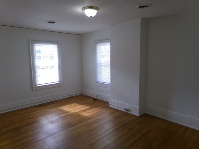 Photo - 1529 W 1st St Unidad 1525 Upper