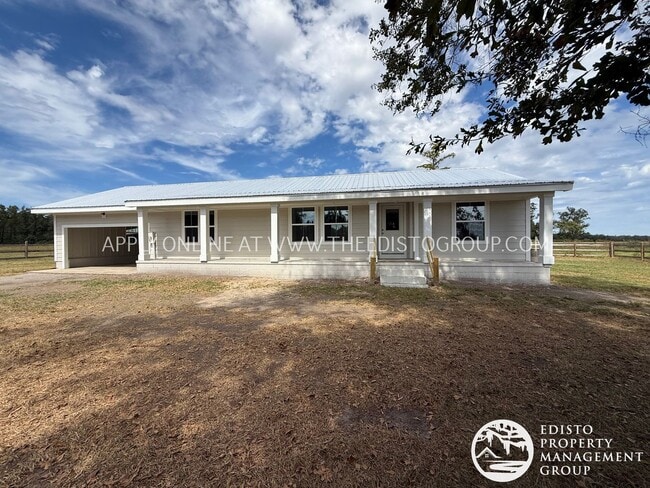 Remodeled Country Home with Privacy, Stora... - Remodeled Country Home with Privacy, Stora...