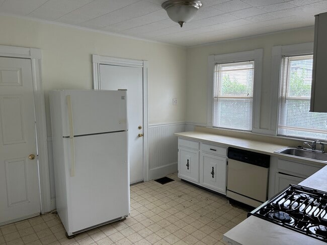 Photo - 27R Albion St Apartments Unit 1