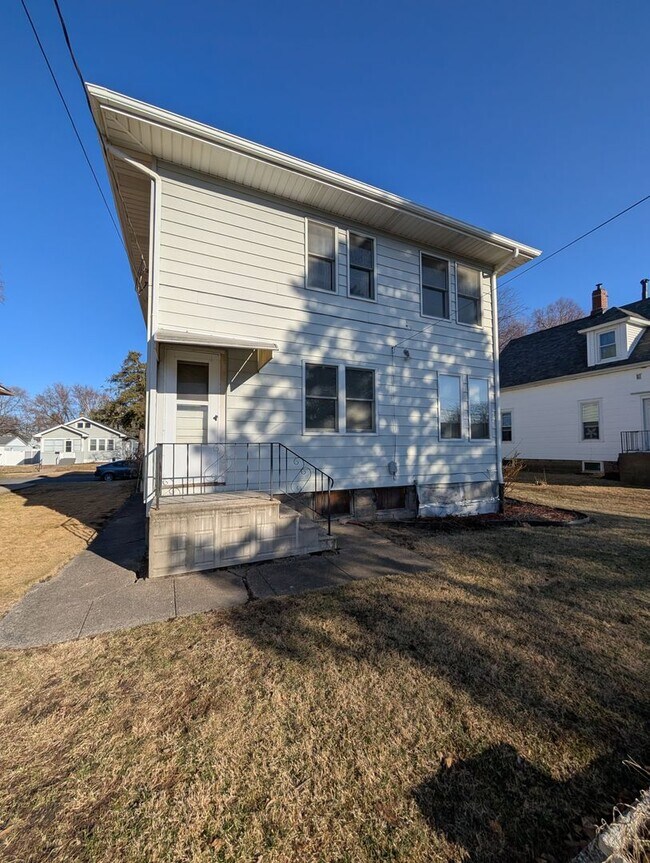 Photo - Spacious 3 Bedroom Home in Rock Island Coming Soon!