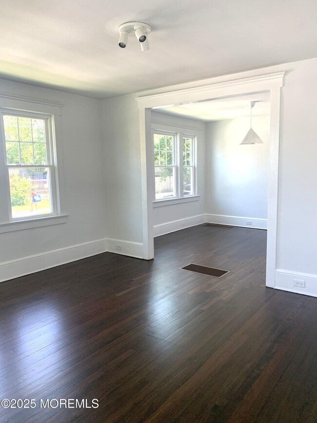 Photo - 1000 Sewall Ave