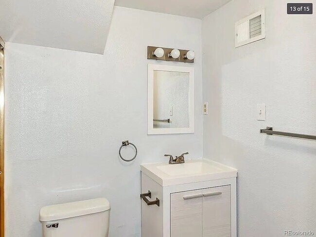 Photo - 3160 Xanadu St