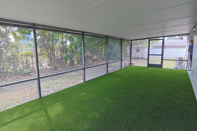 Photo - 3470 SW 4th St