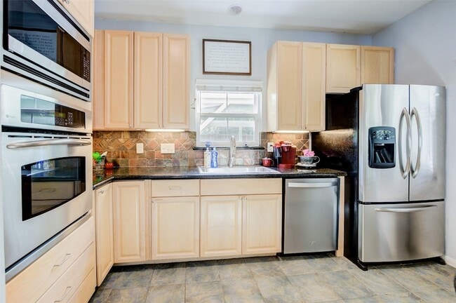 Photo - 1310 Asbury St
