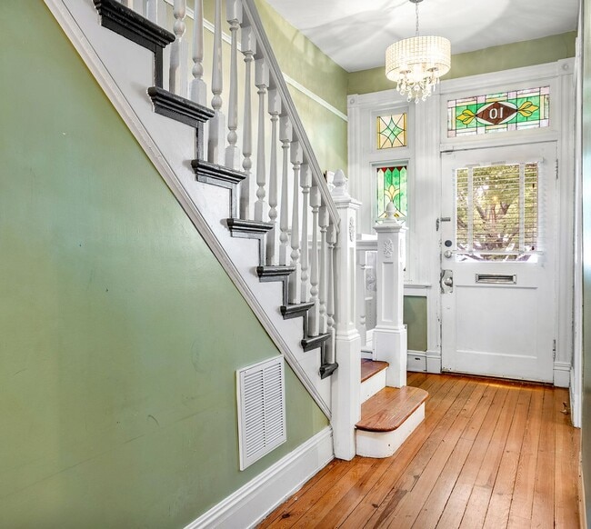 Photo - FAN DISTRICT HOME WITH 3 BEDROOMS AND 3 FU...