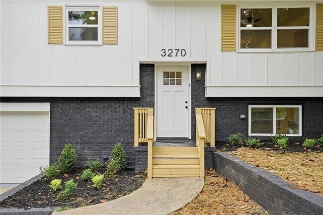 Photo - 3270 Belfort Rd SE