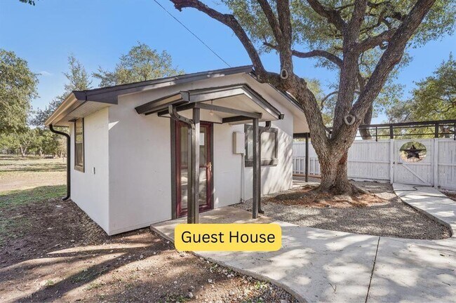 Photo - 1739 Starwood Dr