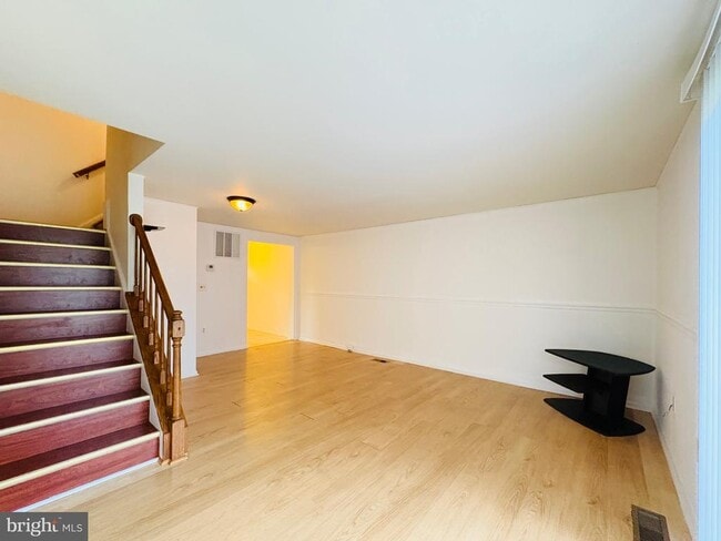 Photo - 8316 Felsted Ln