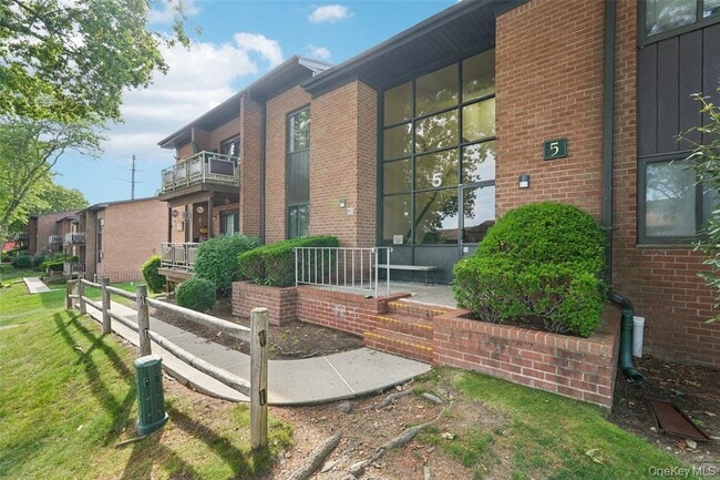 Photo - 5 Brevoort Dr Condo Unit 2A