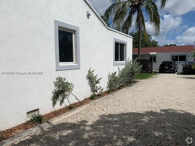 Building Photo - 535 NW 93rd St Rental