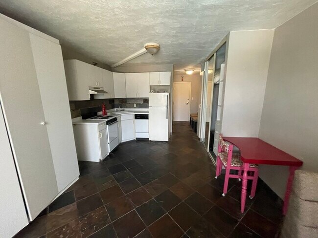 Photo - 224 E Garden St # 210 - Carlton Palms Condos