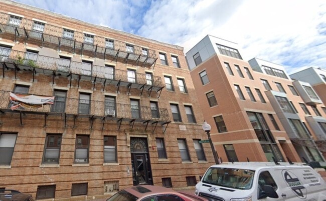 Photo - 34 East Newton St Apartments Unit 2
