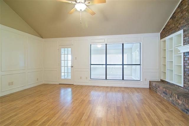 Photo - 120 Marseille Dr