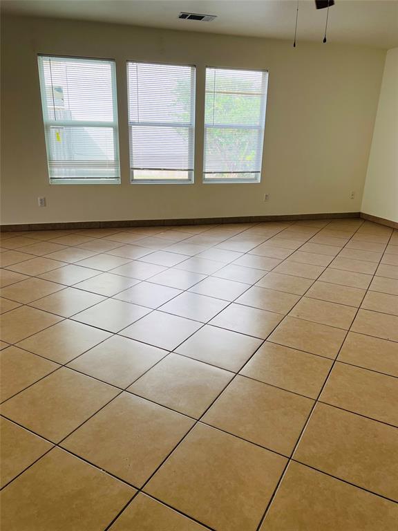 Photo - 703 Riverway Ln