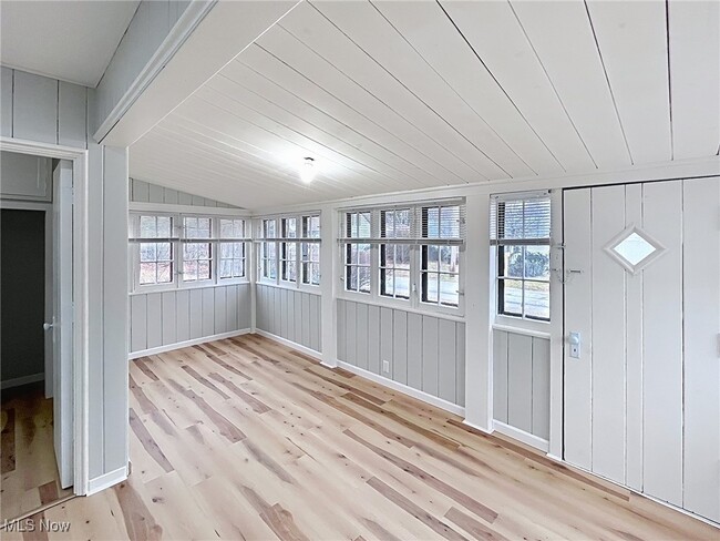 Photo - 38599 Plains Ct