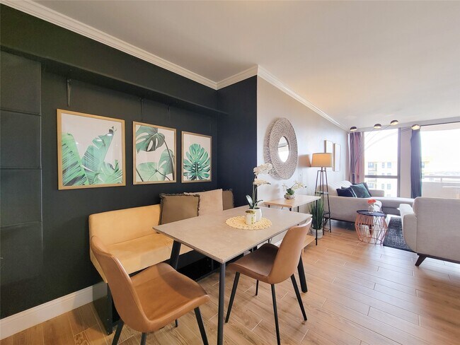 Photo - 3525 Sage Rd Unit 908