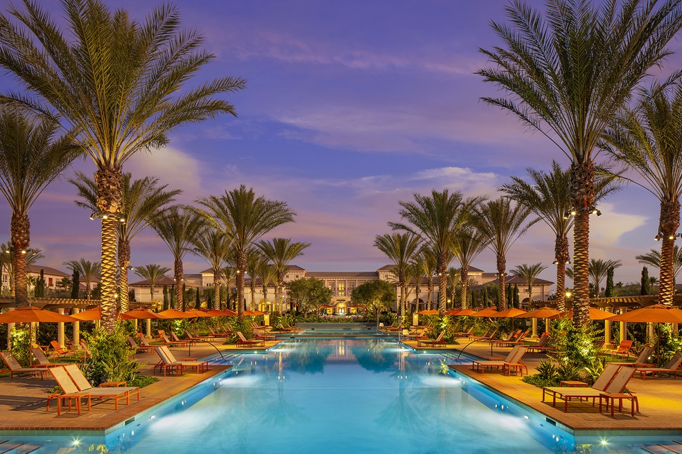 Promenade at Irvine Spectrum