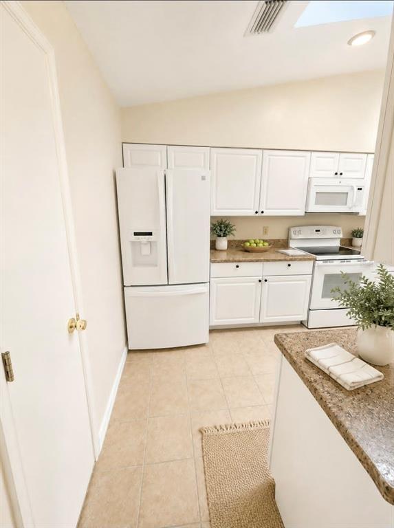 1203 Saxony Cir Unit C