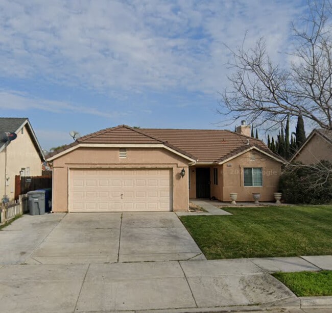 Building Photo - 1434 Quail St Rental