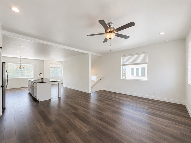 Photo - 532 S 1080 W