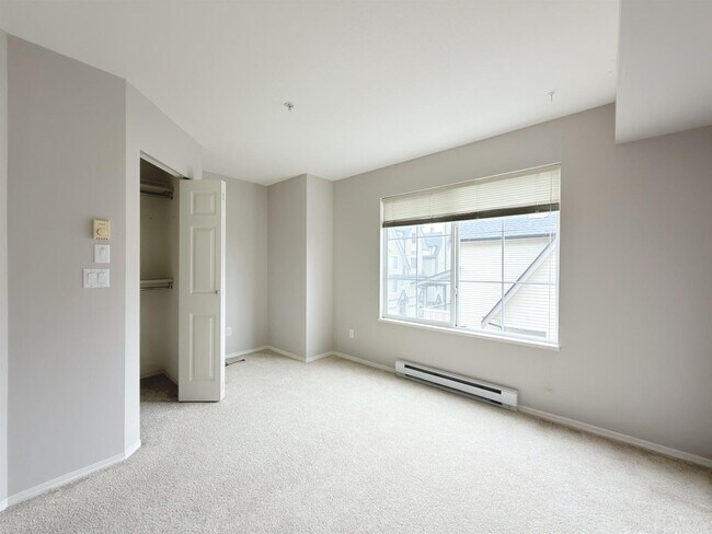 Photo - 5-15355 26 AVENUE