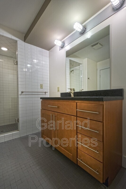 Photo - 111 Kirk Ave Unit Apt 1C