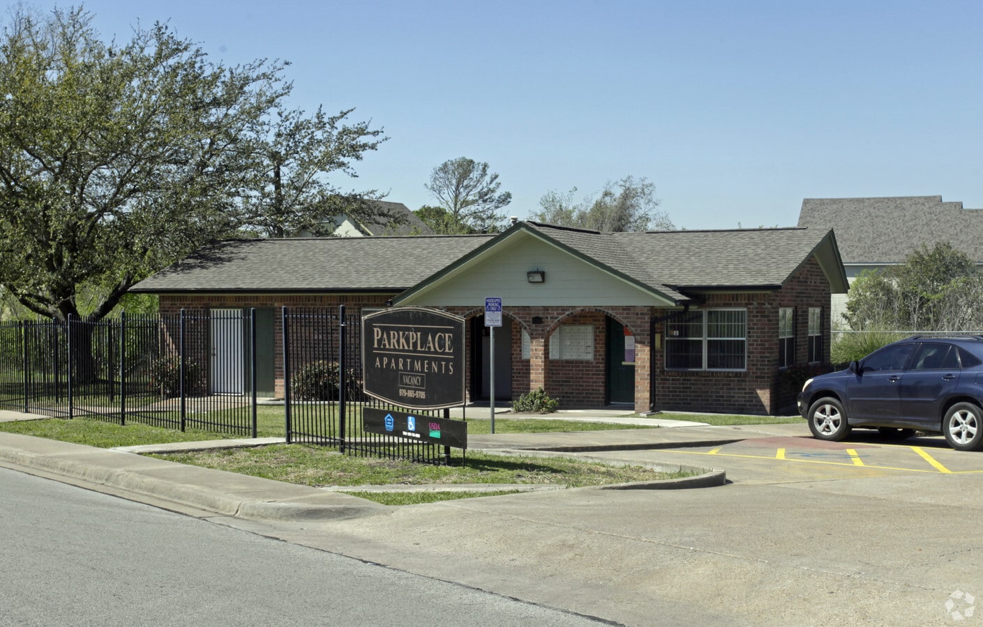 Photo - Park Place Apartments