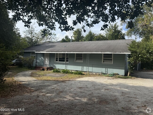 Building Photo - 106 Hawthorne Dr Rental