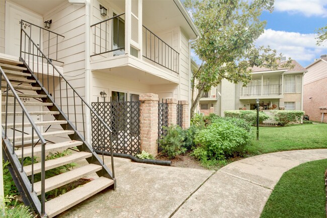 Building Photo - 2800 Jeanetta St Unit 2302 Rental