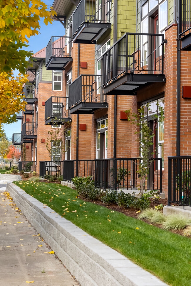 Photo - Ward Lake Apartments
