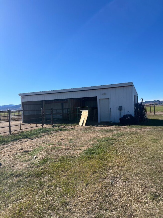 Photo - Horse Property