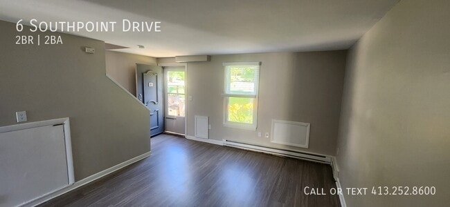 Photo - 6 Southpoint Dr