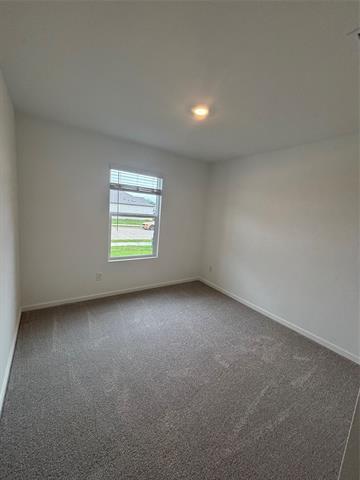 Photo - 716 Haskell Dr