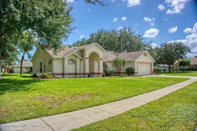 Photo - 805 Crossbow Dr