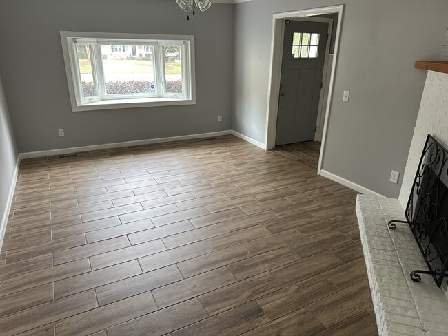 Photo - 603 Windbluff Ct