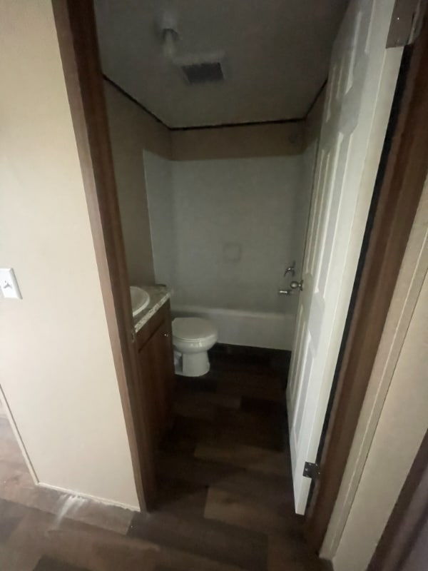 Photo - 14553 Congress St