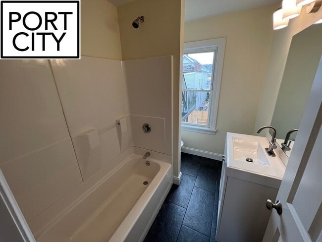 Photo - 14 Humboldt Pl