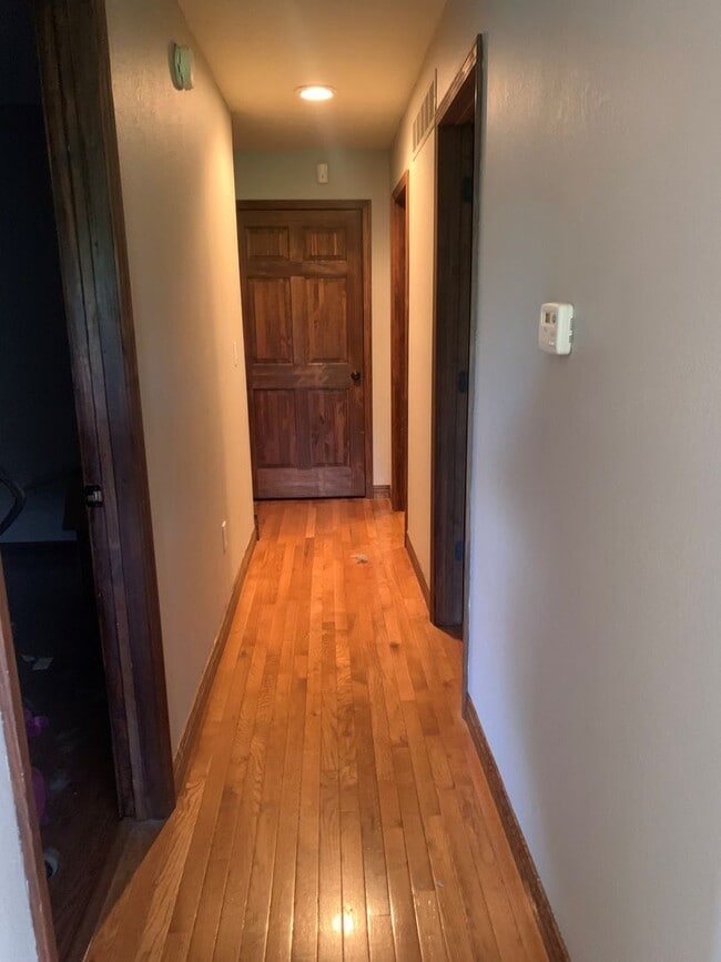 Near Fort Leonard Wood Rental House Rental in Saint Robert, MO