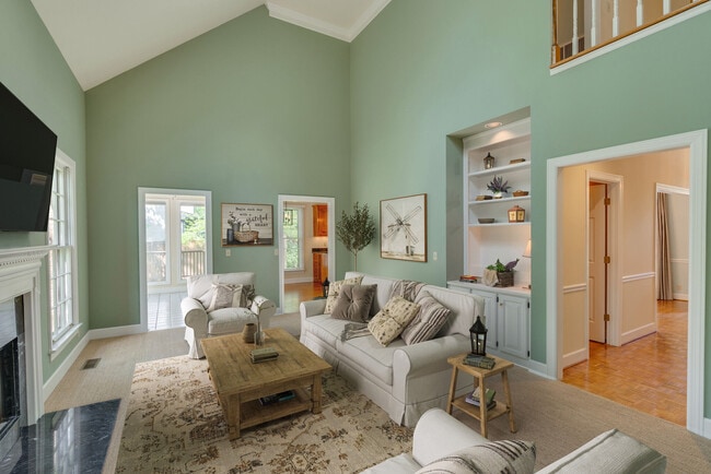 Photo - 208 Stokesboro Ct