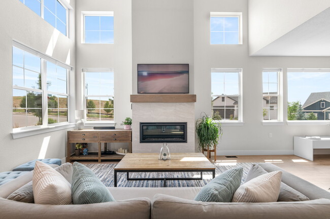 Photo - 6625 S Lee St