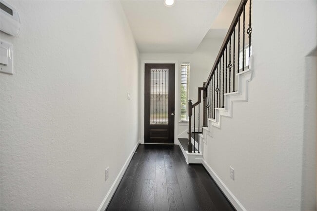 Photo - 4012 Centre Valley Ln