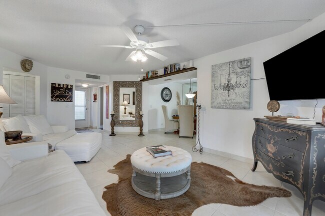 Photo - 3755 Viale Matera Unit 405