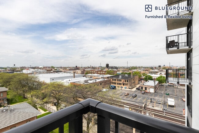 Photo - 150 N Ashland Ave Unit FL6-ID1063