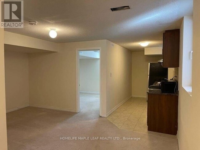 Photo - 10 Frenchpark Cir