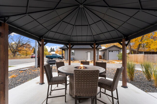 Outdoor Seating