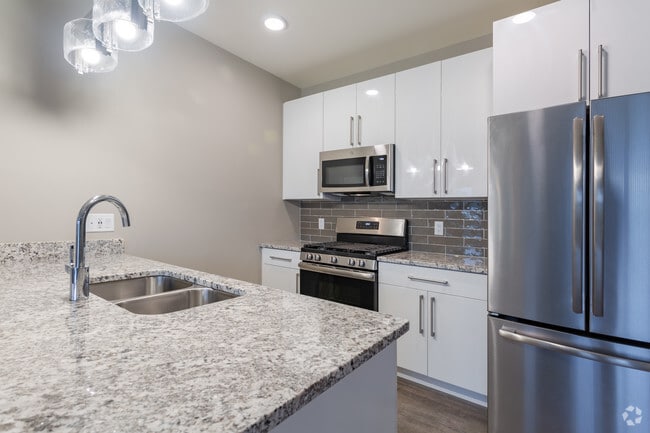 1BR, 1BA - B3