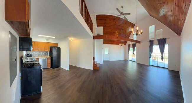 Photo - 407 N Bayshore Dr