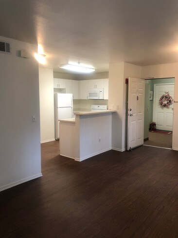 Magnolia Gardens Senior Community